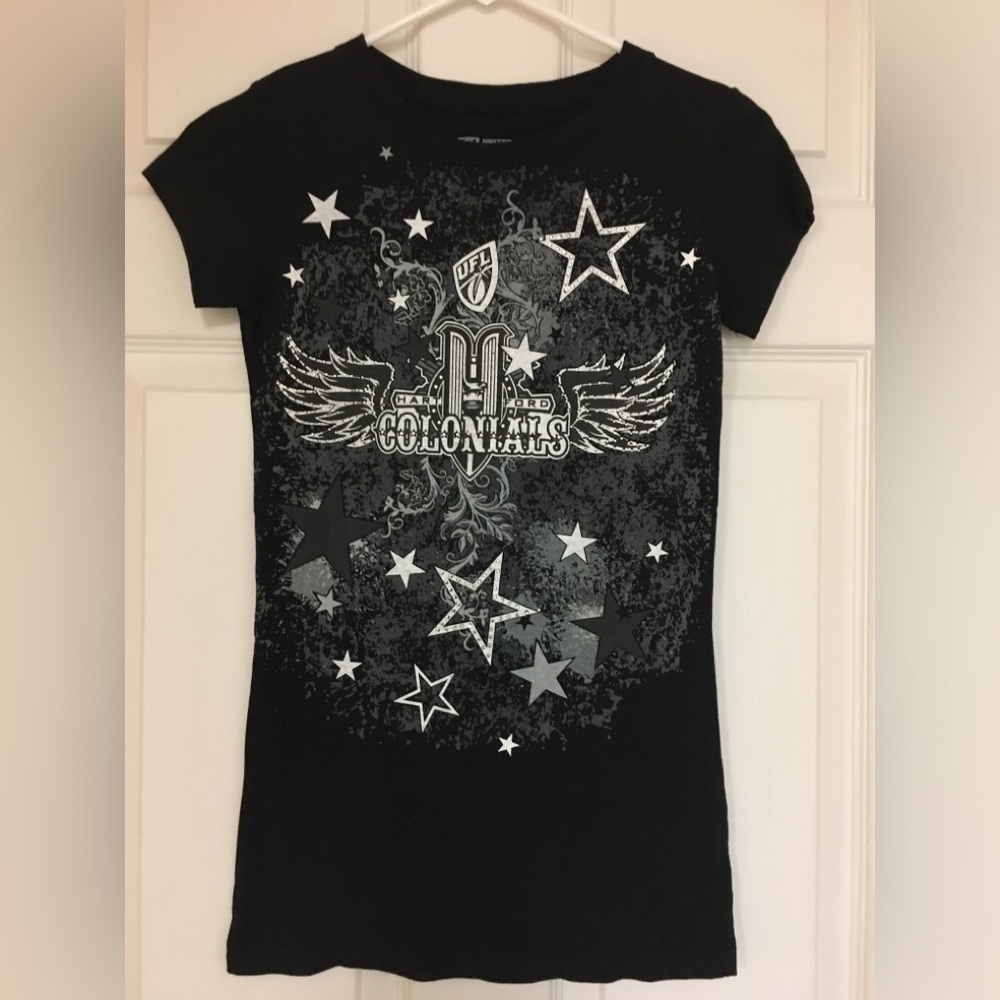 Black Graphic Star Wings T-Shirt Official UFL Girls Small Short Sleeve Shirt